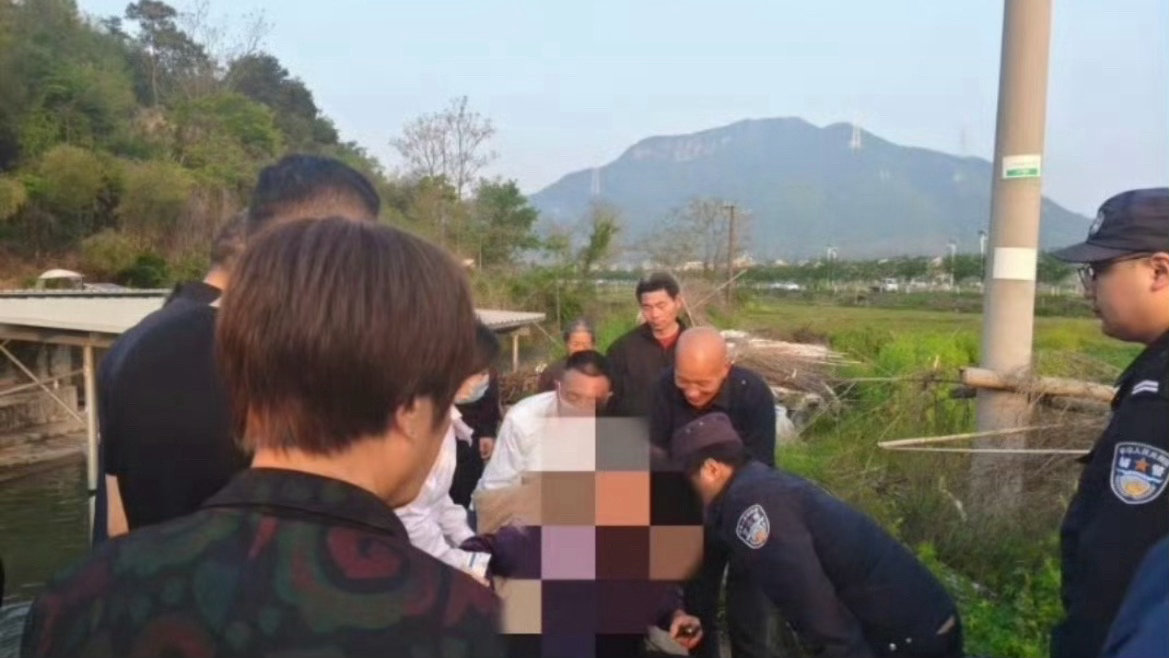 临海青年挺身而出泥滩救人危难面前古城路人见义勇为，平凡善举接连涌现，氤氲满城暖意