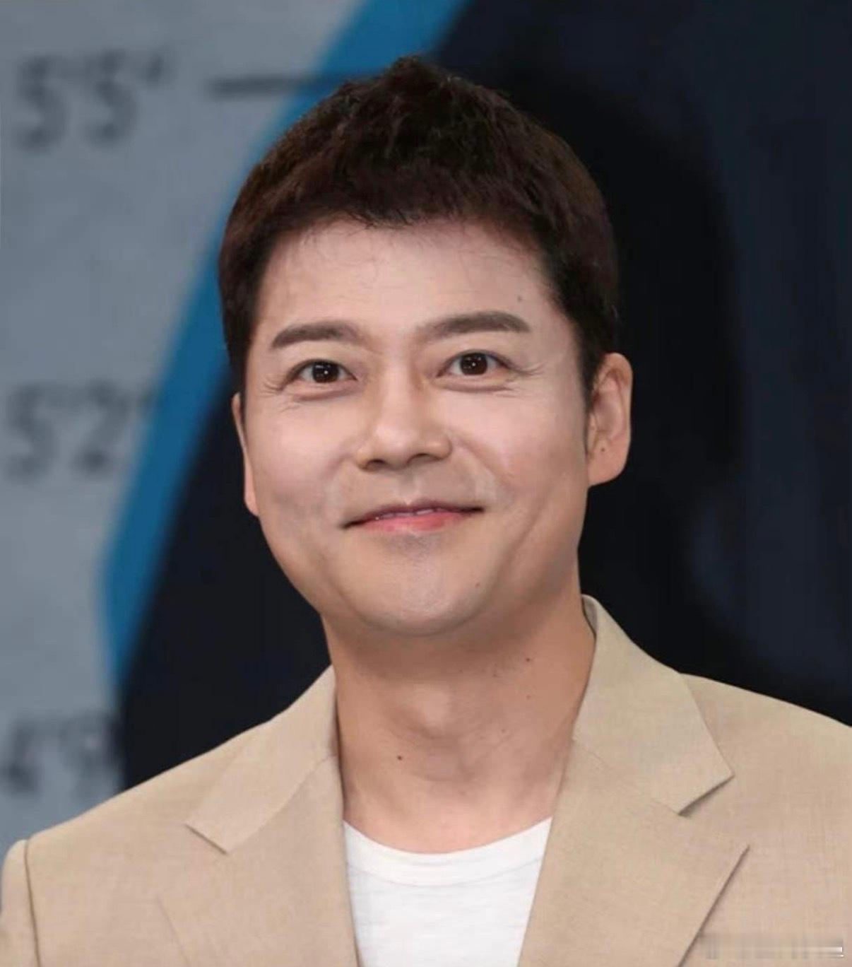 全炫茂吃治阳痿的药全炫茂公开病历自证未涉毒 全炫茂在尊严和没钱赚，选择放弃尊严！