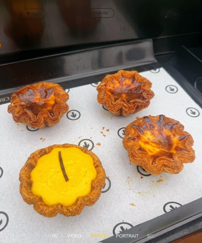 今天在店里吃到了一口真的超级好吃，忍不住在心里疯狂打滚大喊好多遍：这个可真是太好