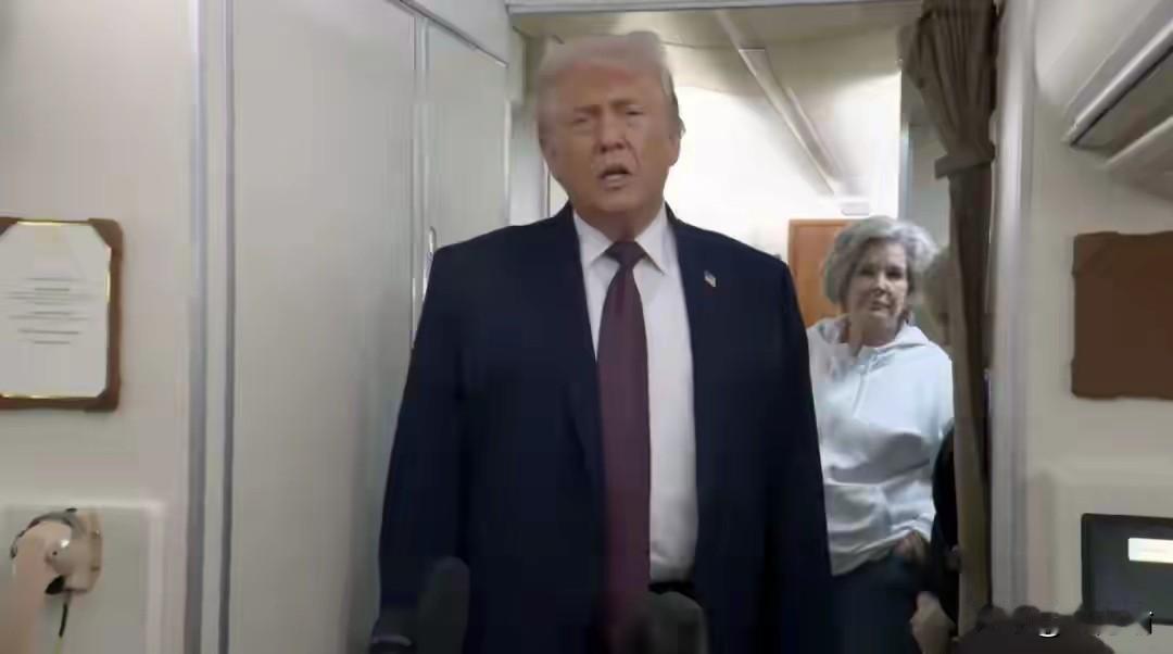 据外媒，伊朗危险，下一个委内瑞拉将重演。特朗普公开回应将对伊朗开战。
随着美两航