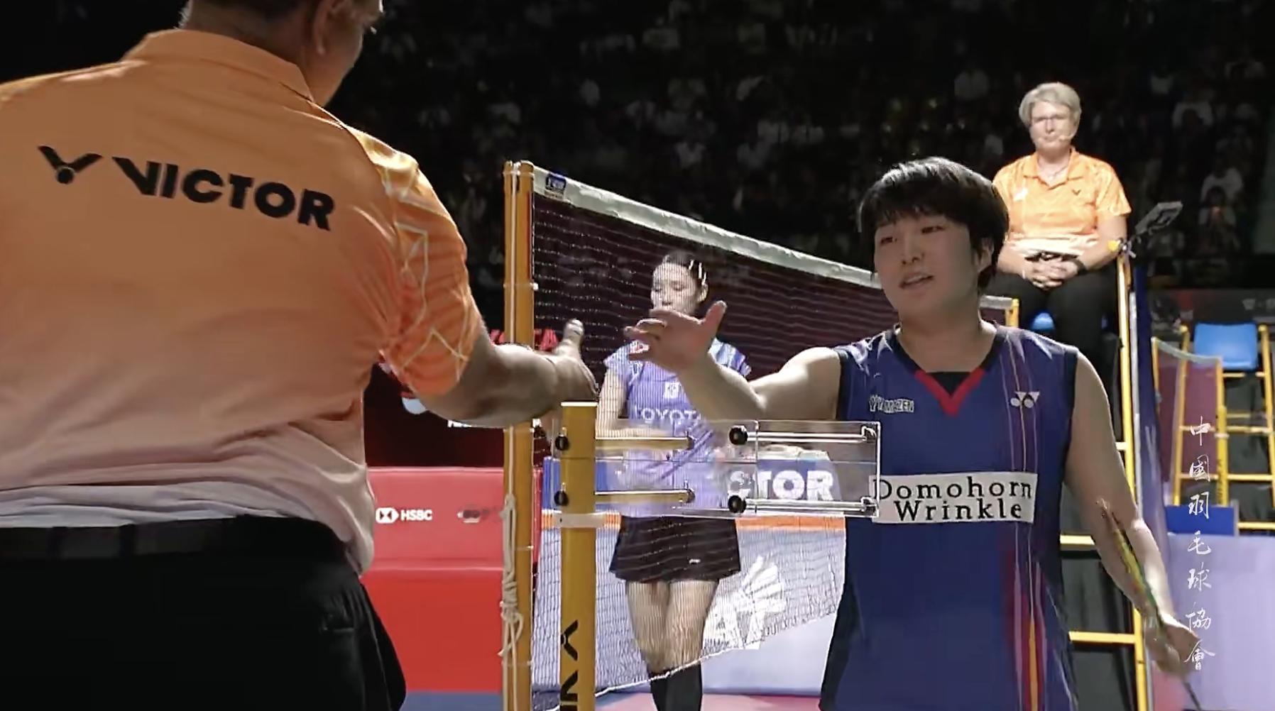 山口茜🇯🇵 21-11、21-15 🇹🇭碧查梦决赛：陈雨菲🇨🇳 vs
