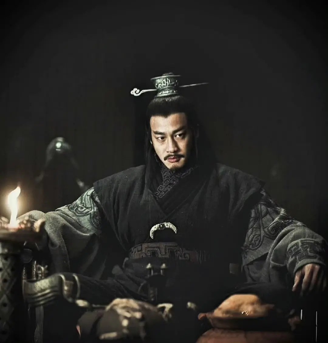 何润东 项羽杀秦军情况说明内娱考古名场面！何润东把项羽演活了，连解释都这么有说服