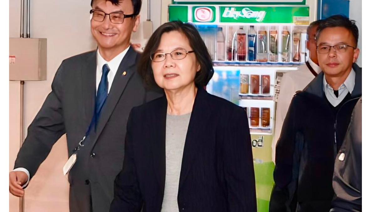 【萧美琴“快打快闪”，蔡英文又接力窜欧】萧美琴首次进入布鲁塞尔欧洲议会会场发表“