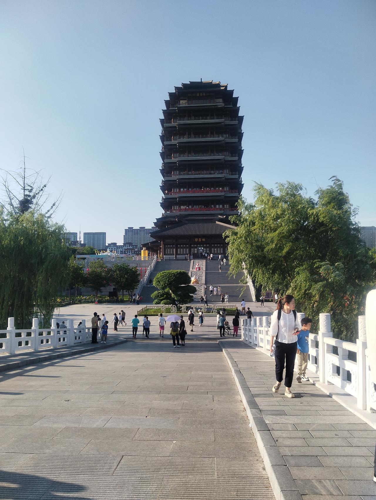 签证费大幅上调，我选择不去
 7月1日起，日本正式上调签证费，单次签证从3000