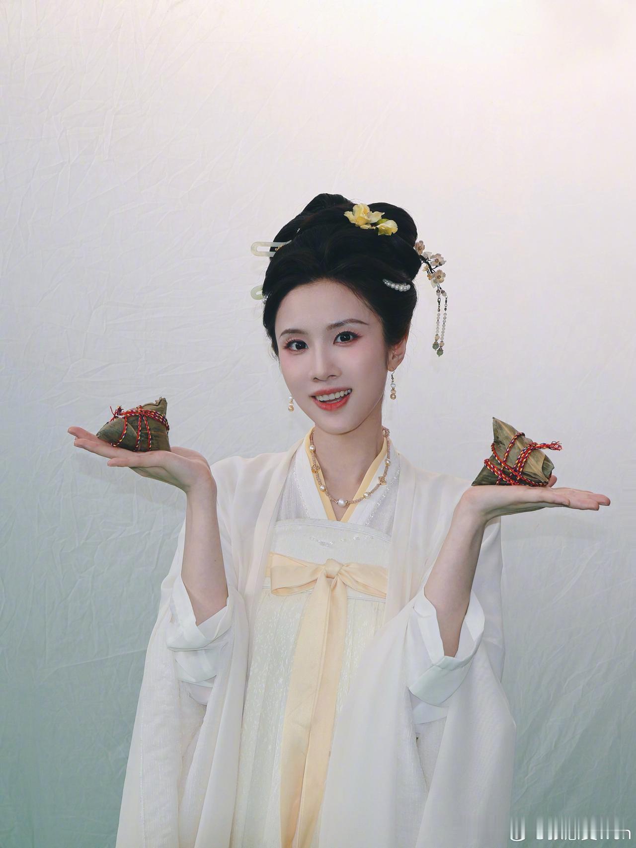 张慧雯分享图片
