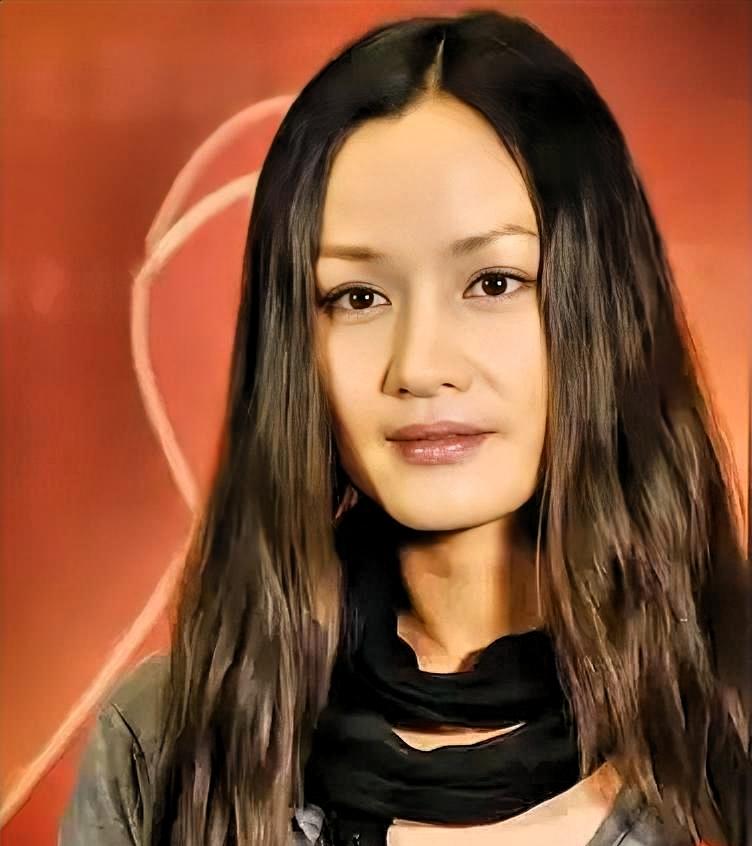 不想拍戏、不爱花钱，瞿颖太敢讲
 
内娱真没几个她这样的！😮
 
瞿颖公开拒接