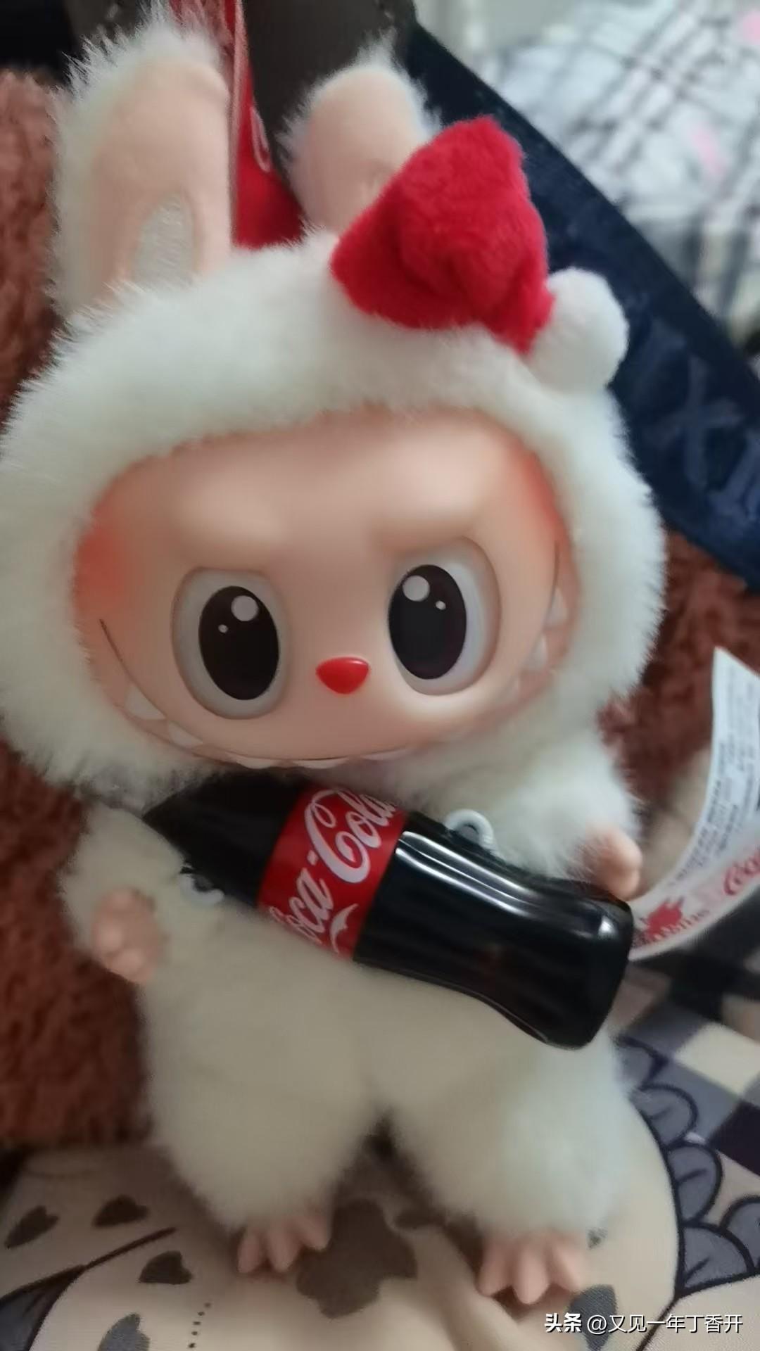 人性是经不起考验的

今天看见那个帅帅妈委托一位网友发的自己道歉原视频了

很多