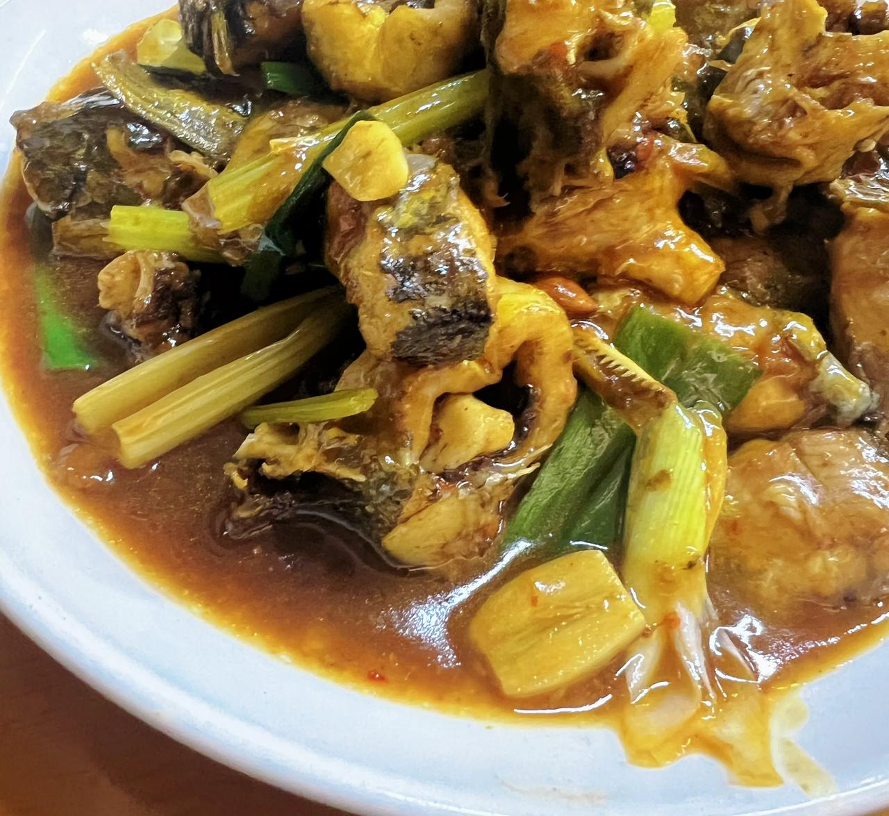 玉林菜，玉林炒粉好吃。但总的说来，广西菜混杂周边省份的各种菜，没有自己的风格，特
