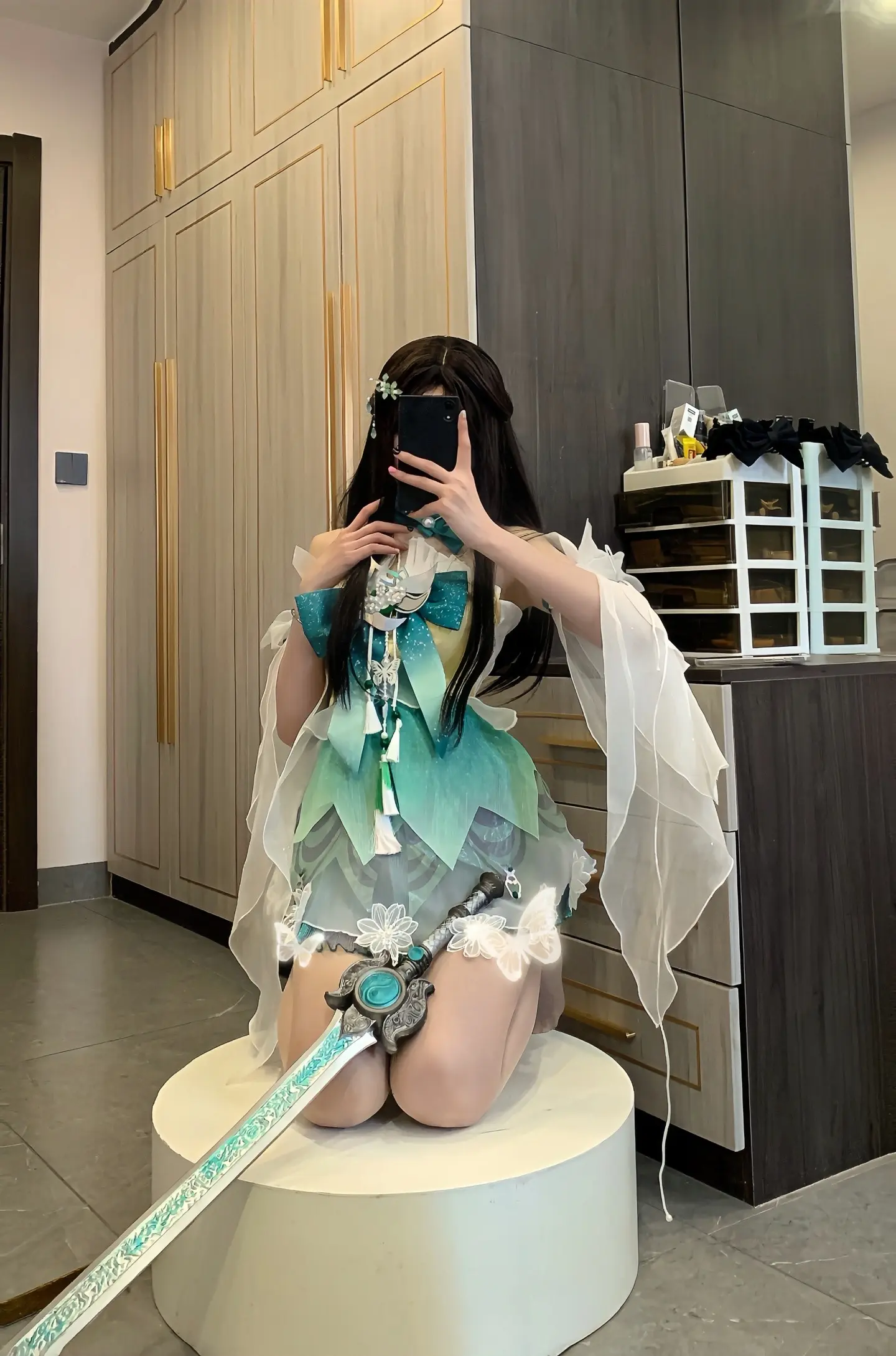 悬壶济世。