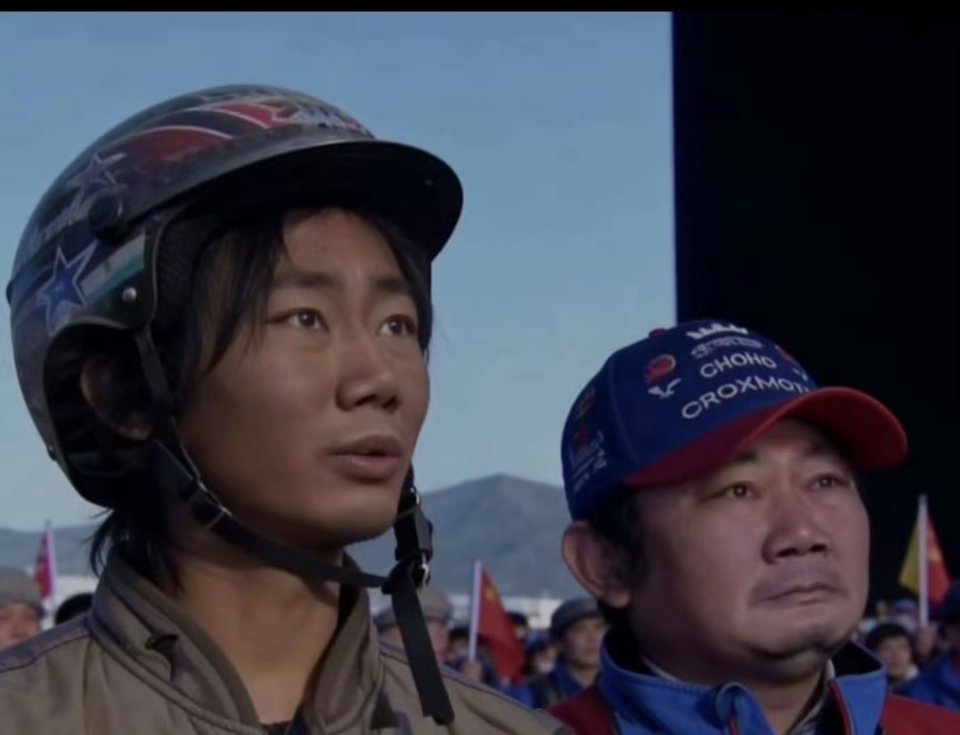 张雪确实够励志，现在发现这种励志人越来越少了，现在更多的是人们踩中风口，成就辉煌