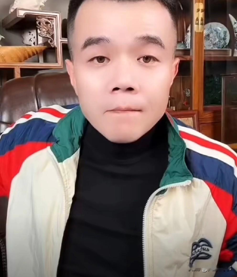 初瑞雪明晚8点带团队播娱乐，小胖点评雪亏出征寸草不生！

           