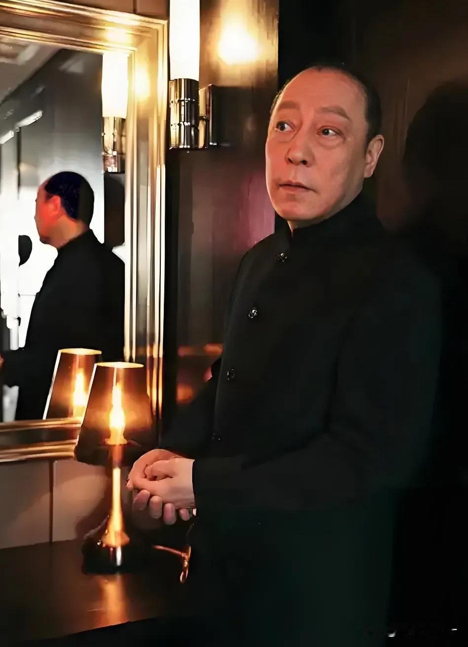 电视剧《生万物》最拉胯的，

不是尝试转型首演村姑的杨幂，

也不是小品演员转战