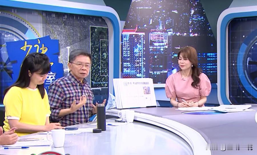 沈富雄批钱怡君“反中”

前立委沈富雄昨晚（5日）在节目中批评主持人钱怡君，“你
