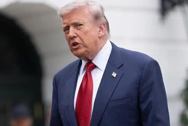 3000亿！
美国终于还是赔款了！
伊朗成为历史上第一个，
让美国进行战争赔款的