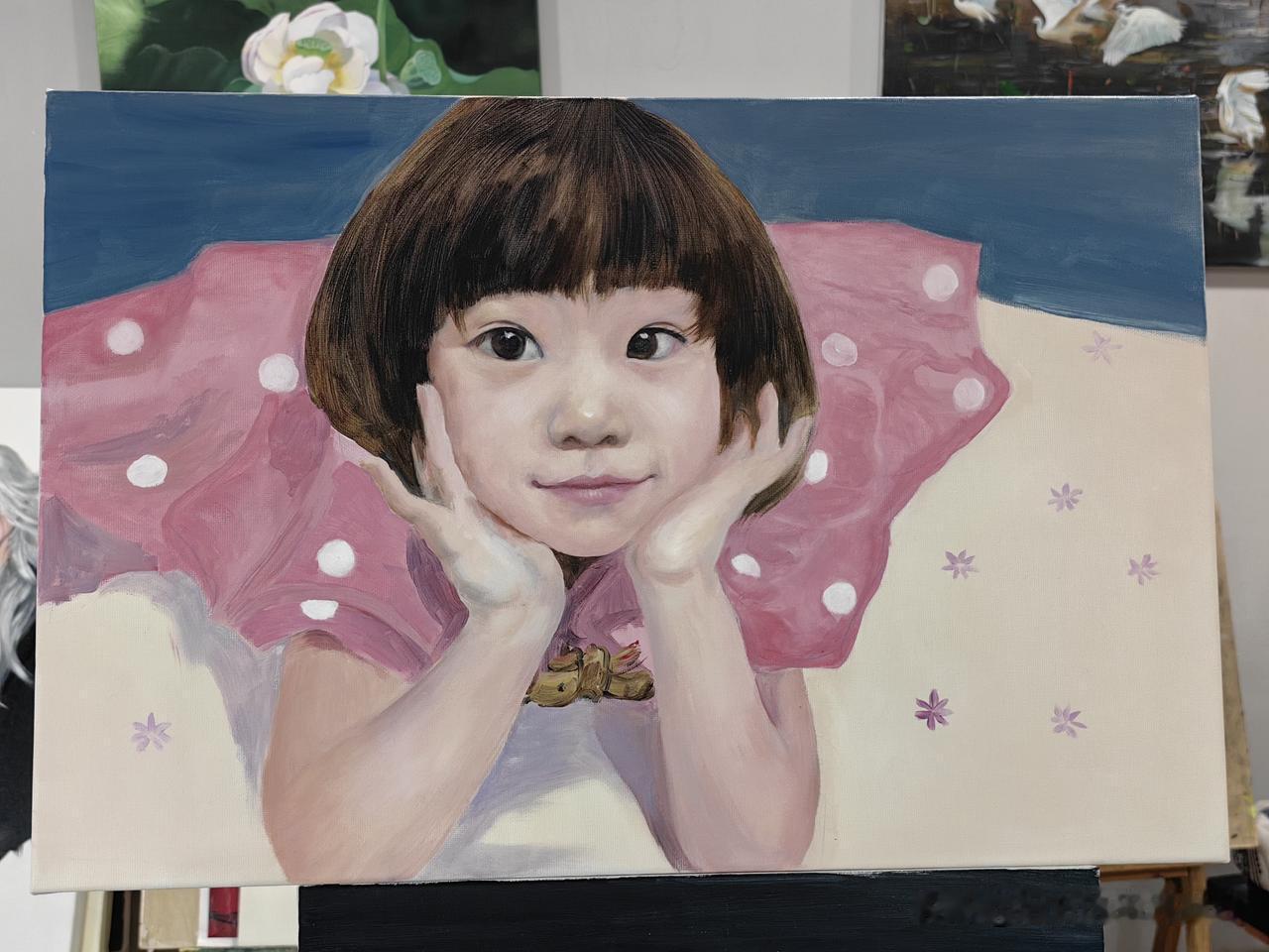 这几天在画画老师的帮助下完成了二个小孩的人物油画，准备带去多伦多，作为孩子们的见