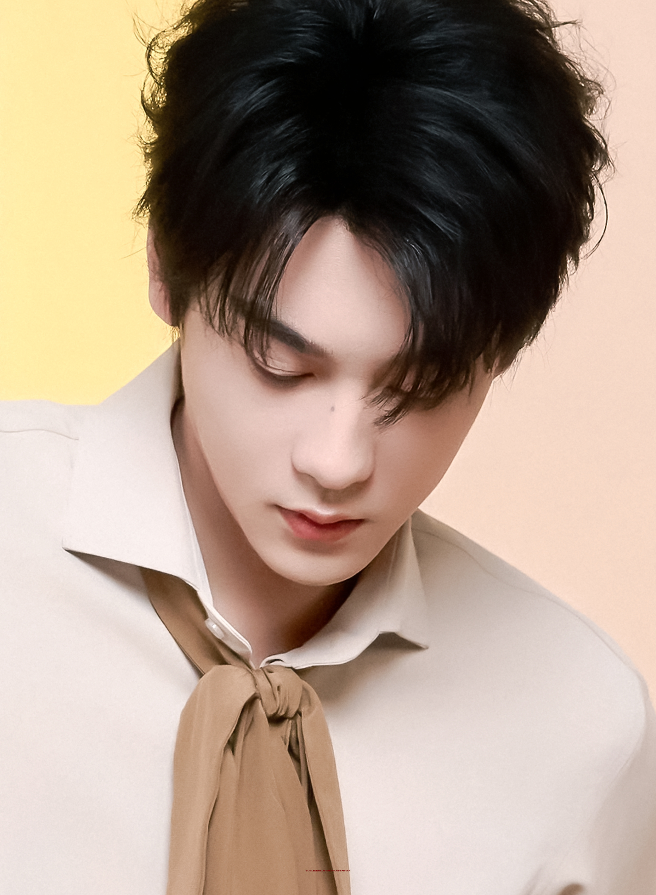 田栩宁昨晚韩束直播战报登顶🐱美妆品类TOP1🏆全店销售额突破2000w田栩宁