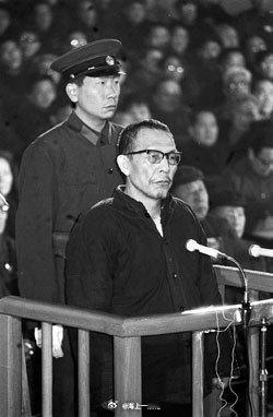 张春桥病故时的前前后后1998年5月，时年81岁的张春桥因身患重病，获准保外就医
