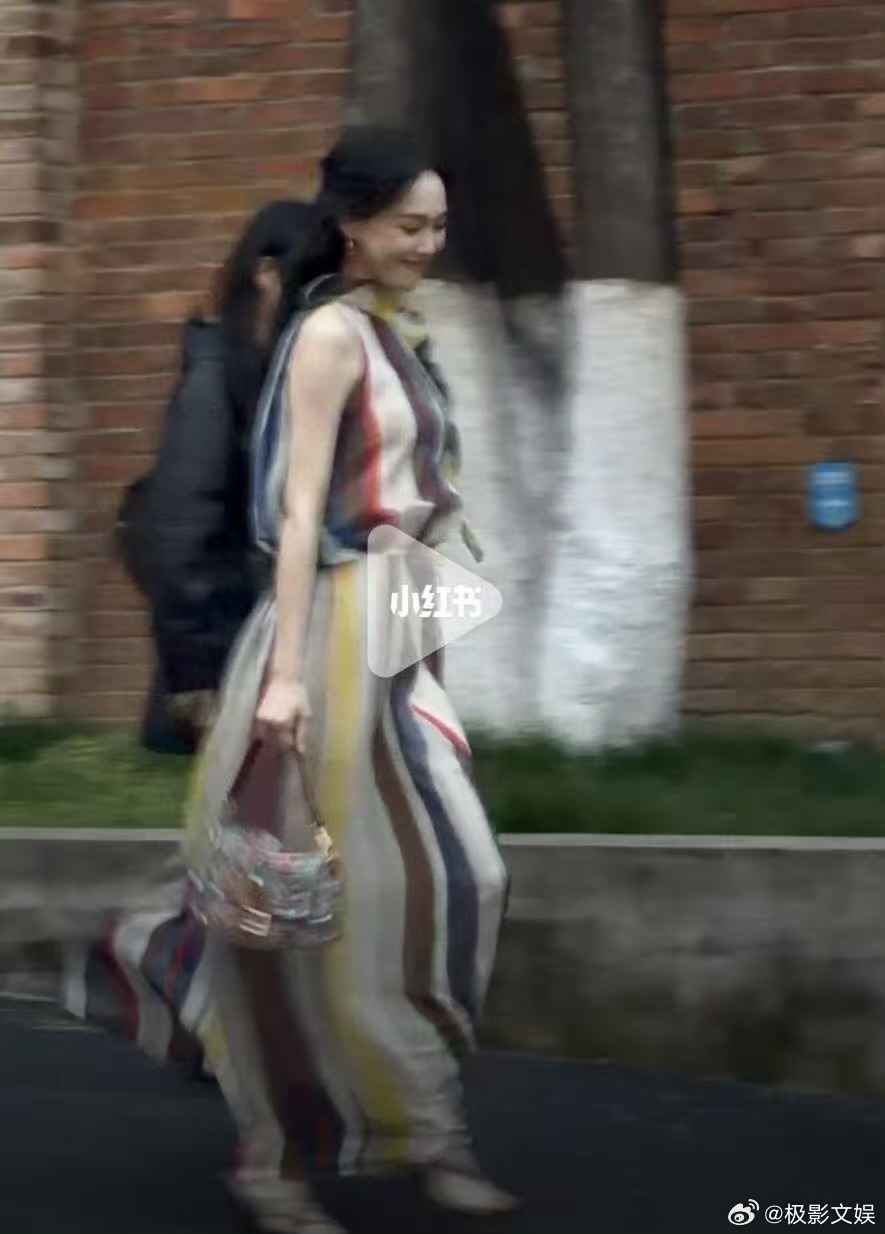 唐嫣孟子义何与活动生图唐嫣孟子义何与活动状态唐嫣孟子义何与活动生图，可以可以，不