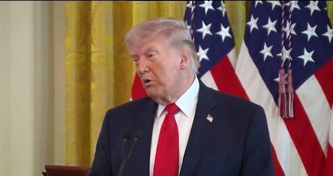 特朗普公开对俄乌战争表态！这位美国现任总统公开对拜登这位美国前总统发出怒斥，直言