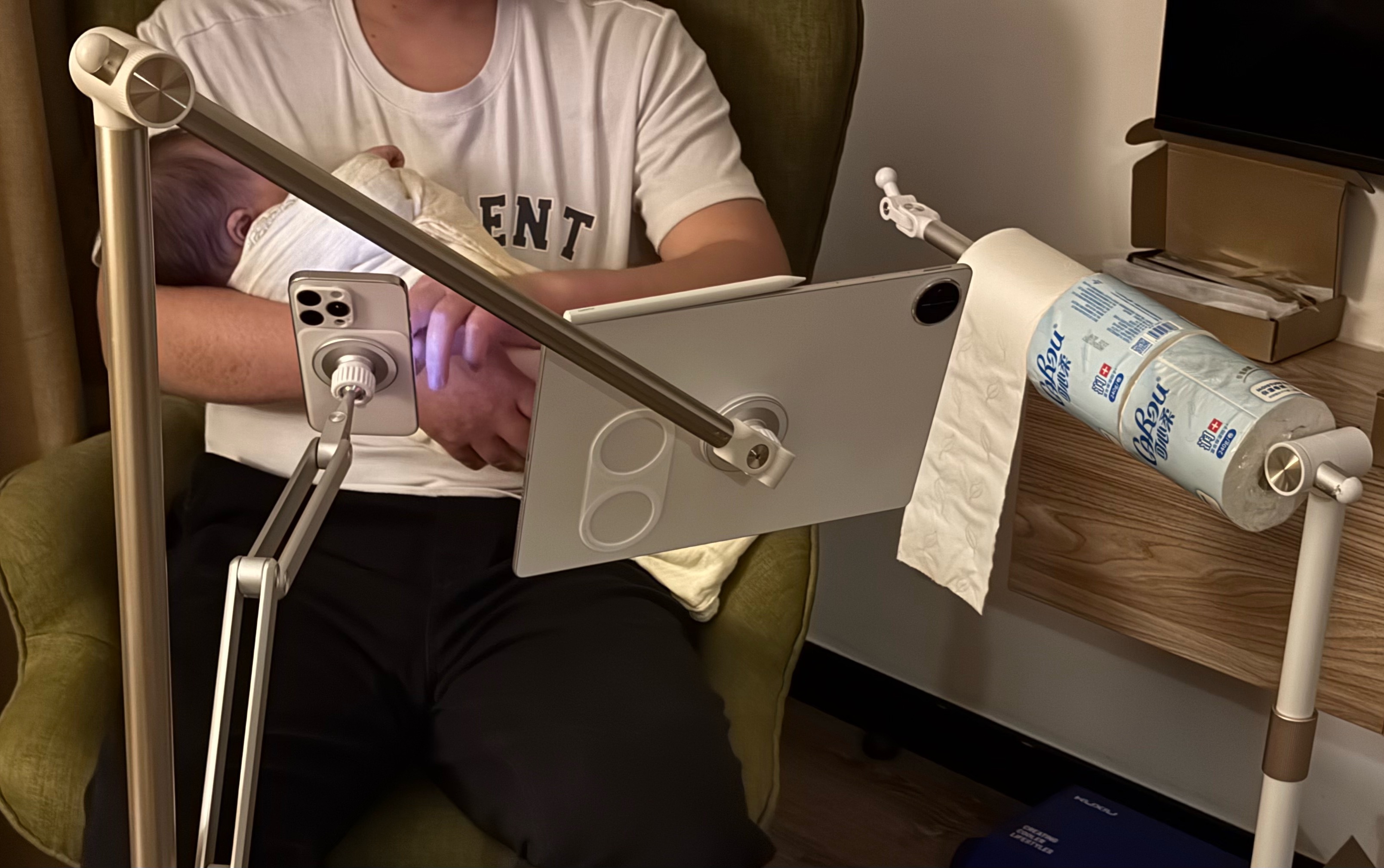 带娃工作两不误