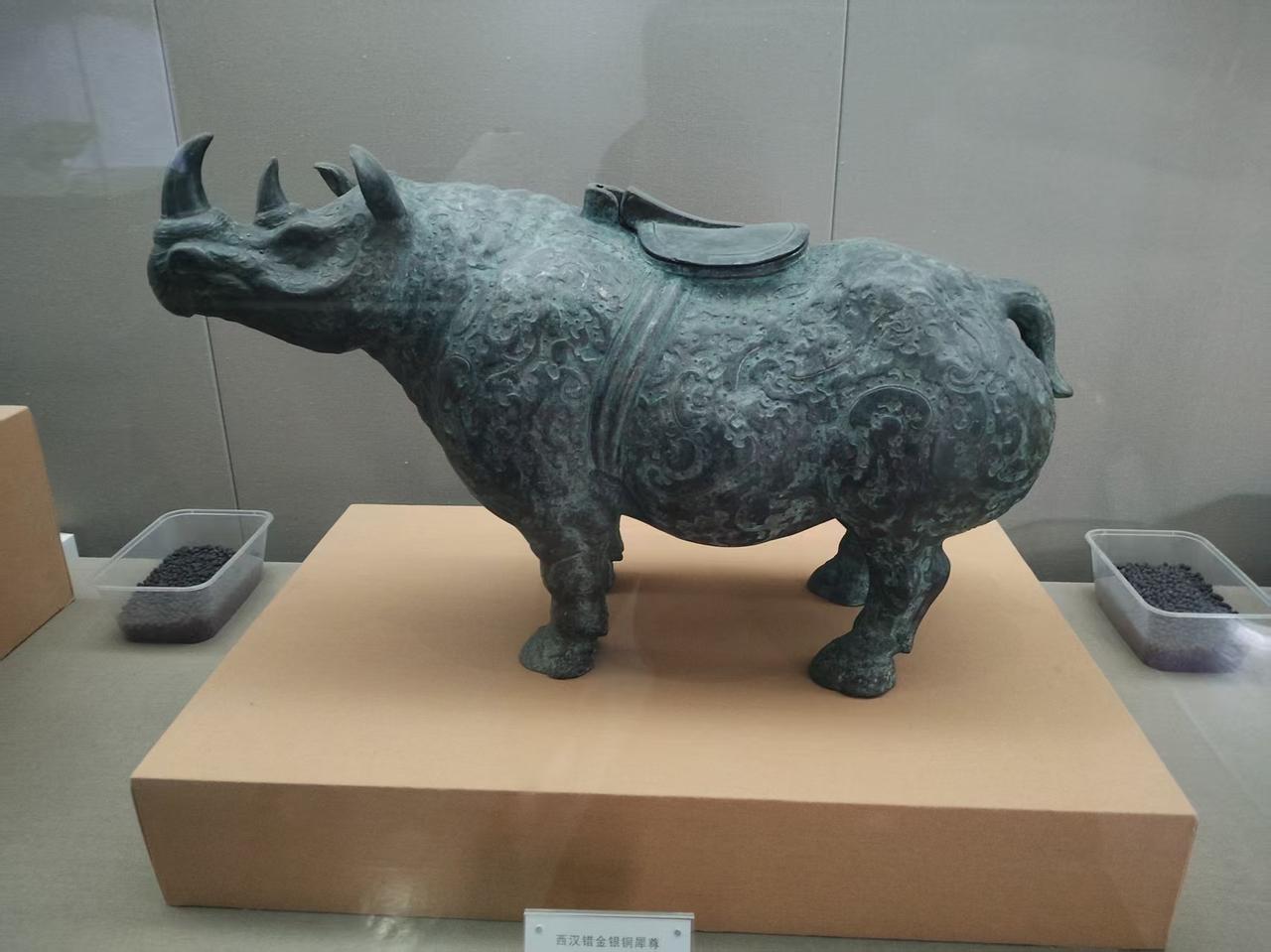 朱元璋为什么非要杀了已经垂垂老矣的李善长:

汤和:            陛下