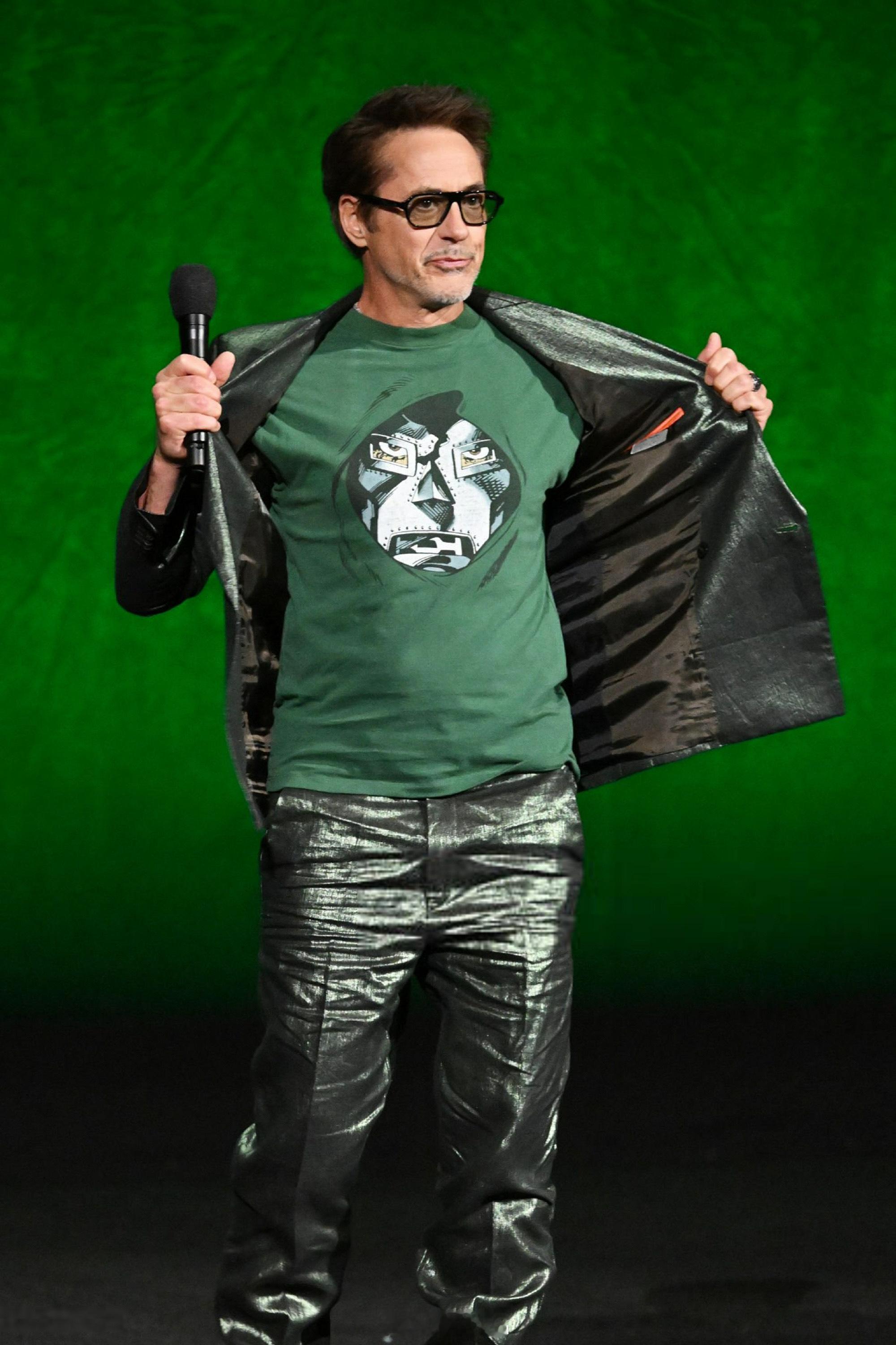 漫威小唐尼埃文斯站台复联5预告 刚准备欢呼：哇哦，“铁盾”🛡️合体了！发现不对