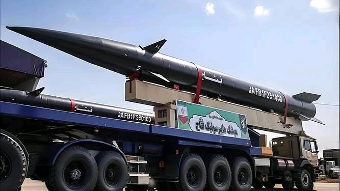 伊朗目前已丧失部分领土的制空权，制空权丧失的使美以空袭行动更加 肆无忌惮，目前，