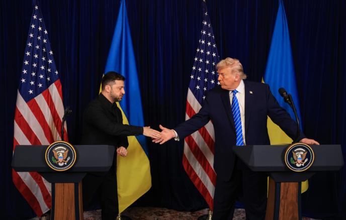 乌克兰问题调解取得进展 可能再次与普京会面——特朗普主要表态

美国总统在与弗拉