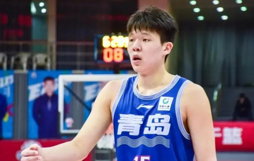 杨瀚森表现引发NBA关注，开拓者总经理助理亲临现场考察
在12月5日青岛和天津的