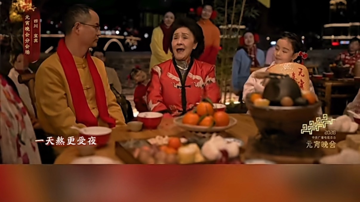 最近被《幺儿嘞》洗脑了。这首四川方言歌，表面喜庆，听完有点想哭。"幺儿"是四川父