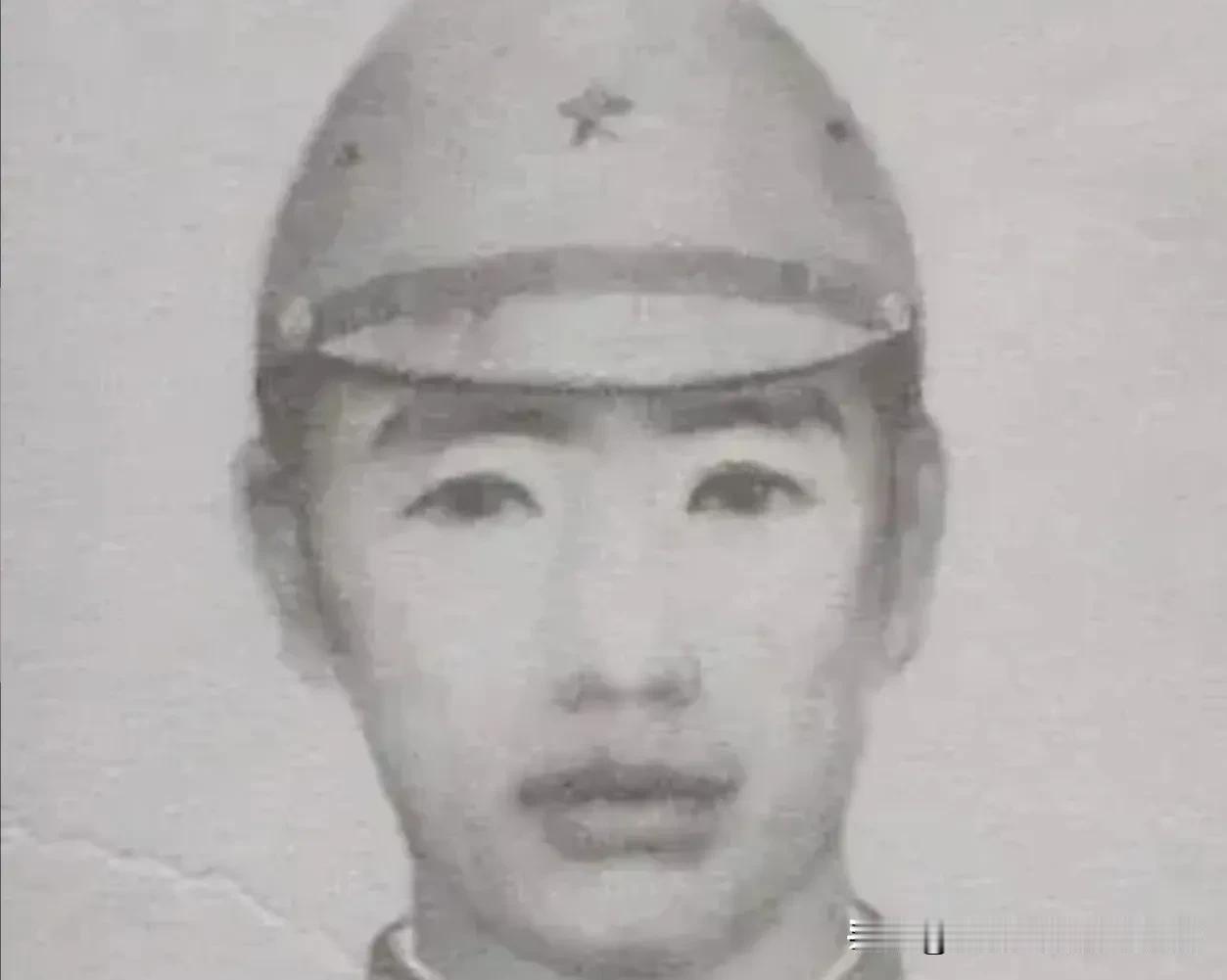 抗战时期一名性情刚烈的伪军勤务兵，只因日军高官当众甩来巴掌，压抑许久的怒火彻底爆