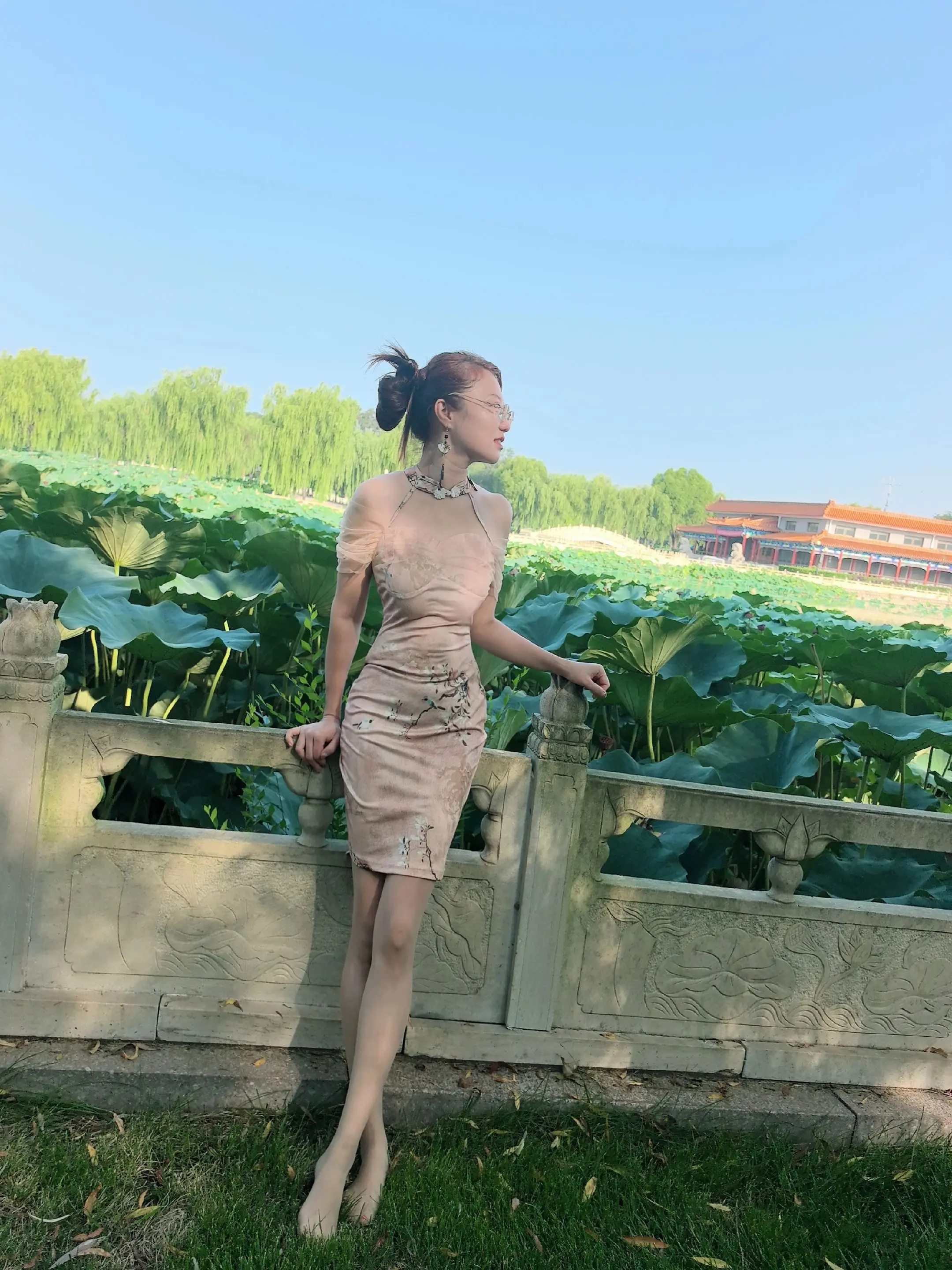 还是旗袍适合我！