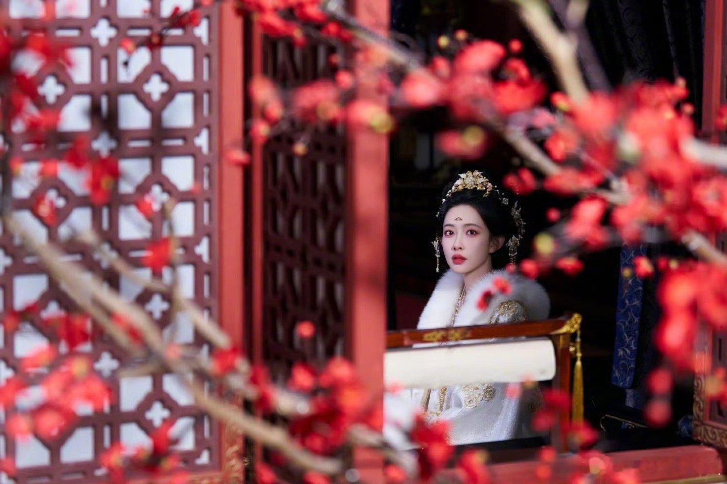 孟子义尚公主杀青照，好美的孟子义，果然好适合古装！ 