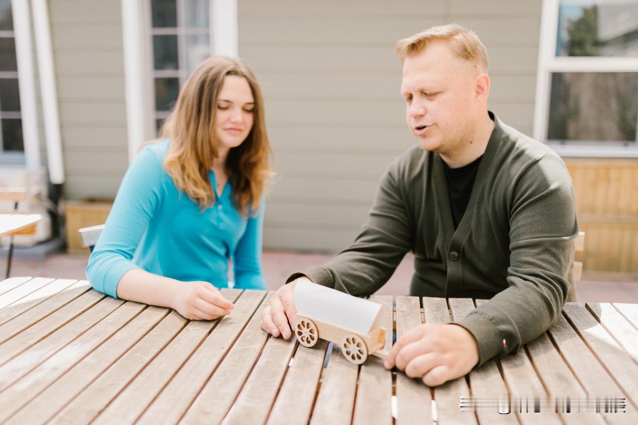 发现老公搞婚外情后，女人常犯的5个错误，出现1个婚姻就岌岌可危了，别说我没提醒你