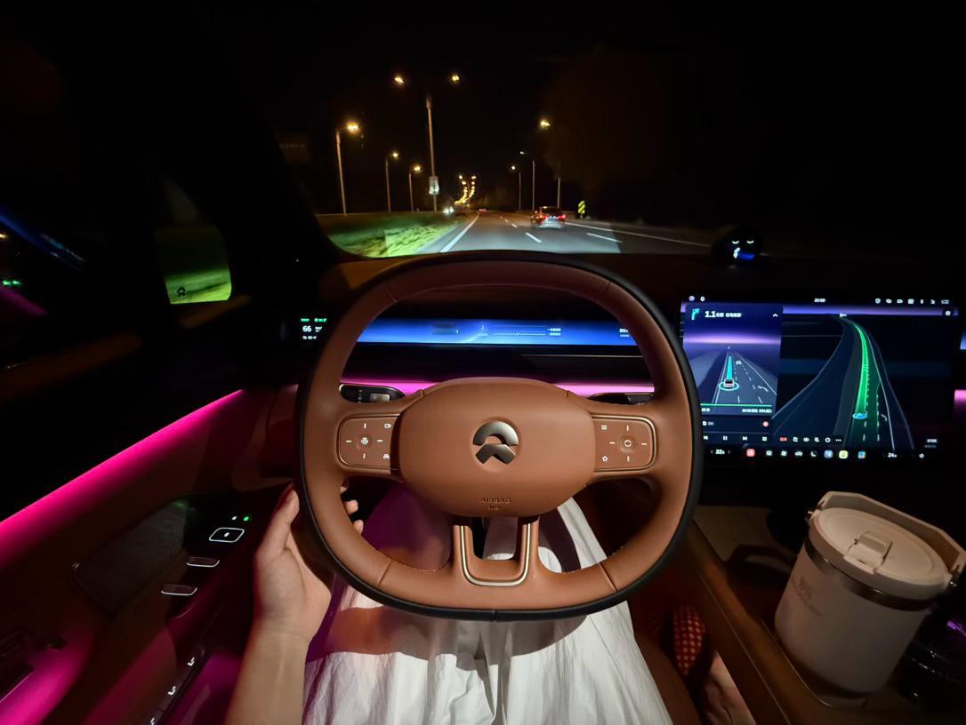 NIO的智驾是请了什么高人进步如此之大蔚来汽车蔚来汽车