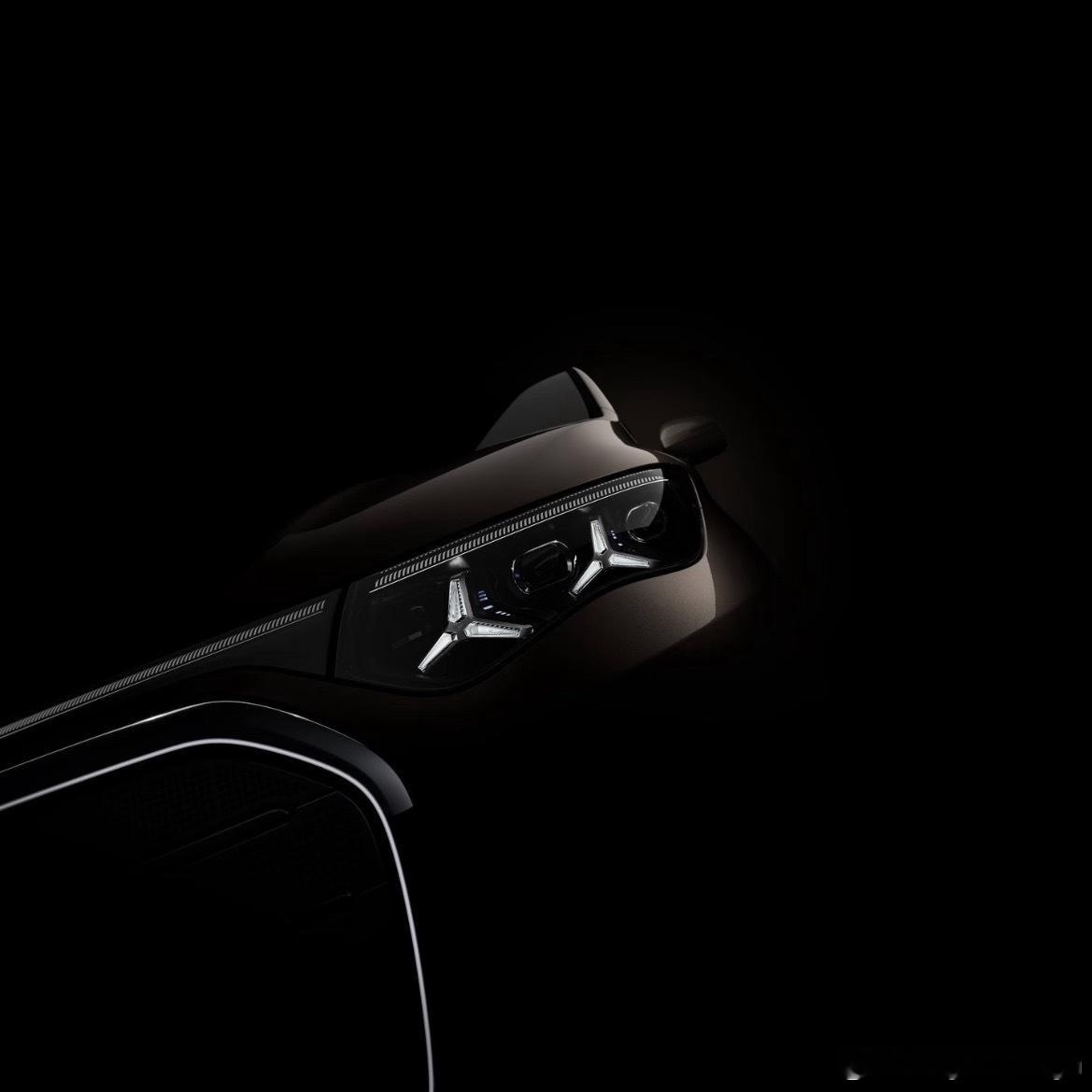 奔驰豪华电动MPV VLE新车预告！全员奔驰灯了