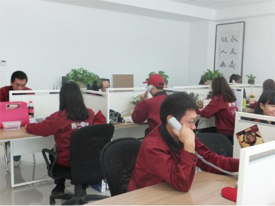 网上有网友评论，这个年代做什么都说是年纪太大了，无论是交友还是工作，无论是生活还