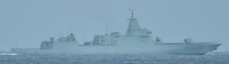 日本防卫大臣小泉进次郎昨晚（11月13日晚）写道：“11日，中国海军的仁海级导弹