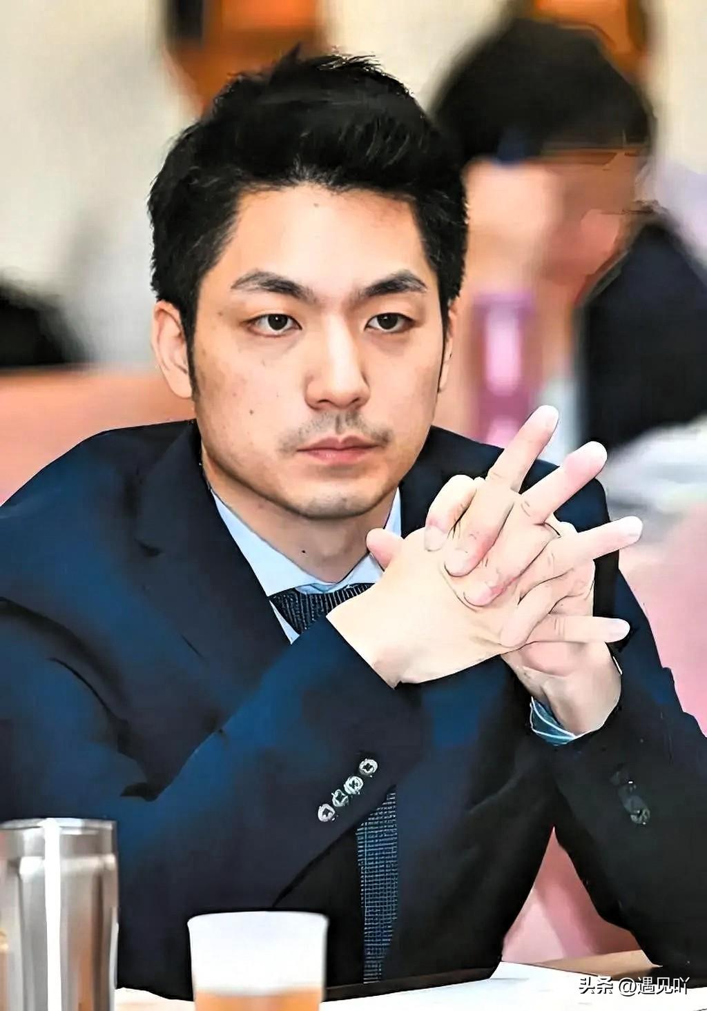 3月30日，台北市长蒋万安公开支持国民党主席郑丽文大陆访问，声称两岸交流应遵循对