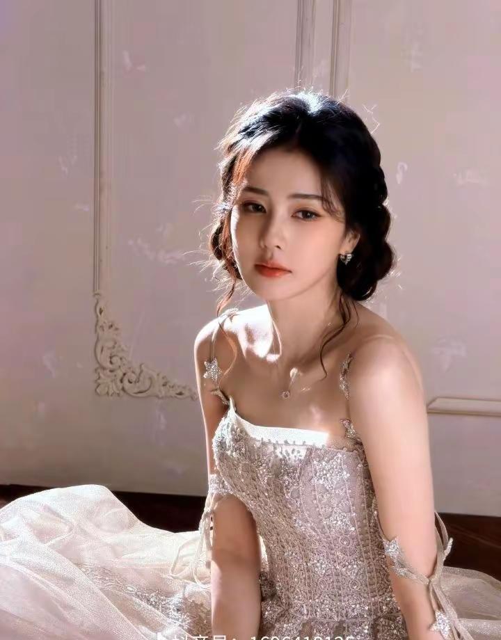 我评论了@1姜璃. 的作品：后悔，在她被黑的最惨的时间内，无法帮助她[流泪]只能