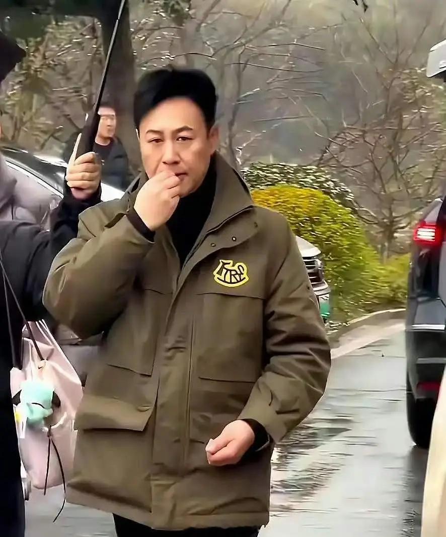 喜报~张颂文回归了平民艺术家人设不倒  好放心啊张老师还是跟以前一样接地气棒棒哒