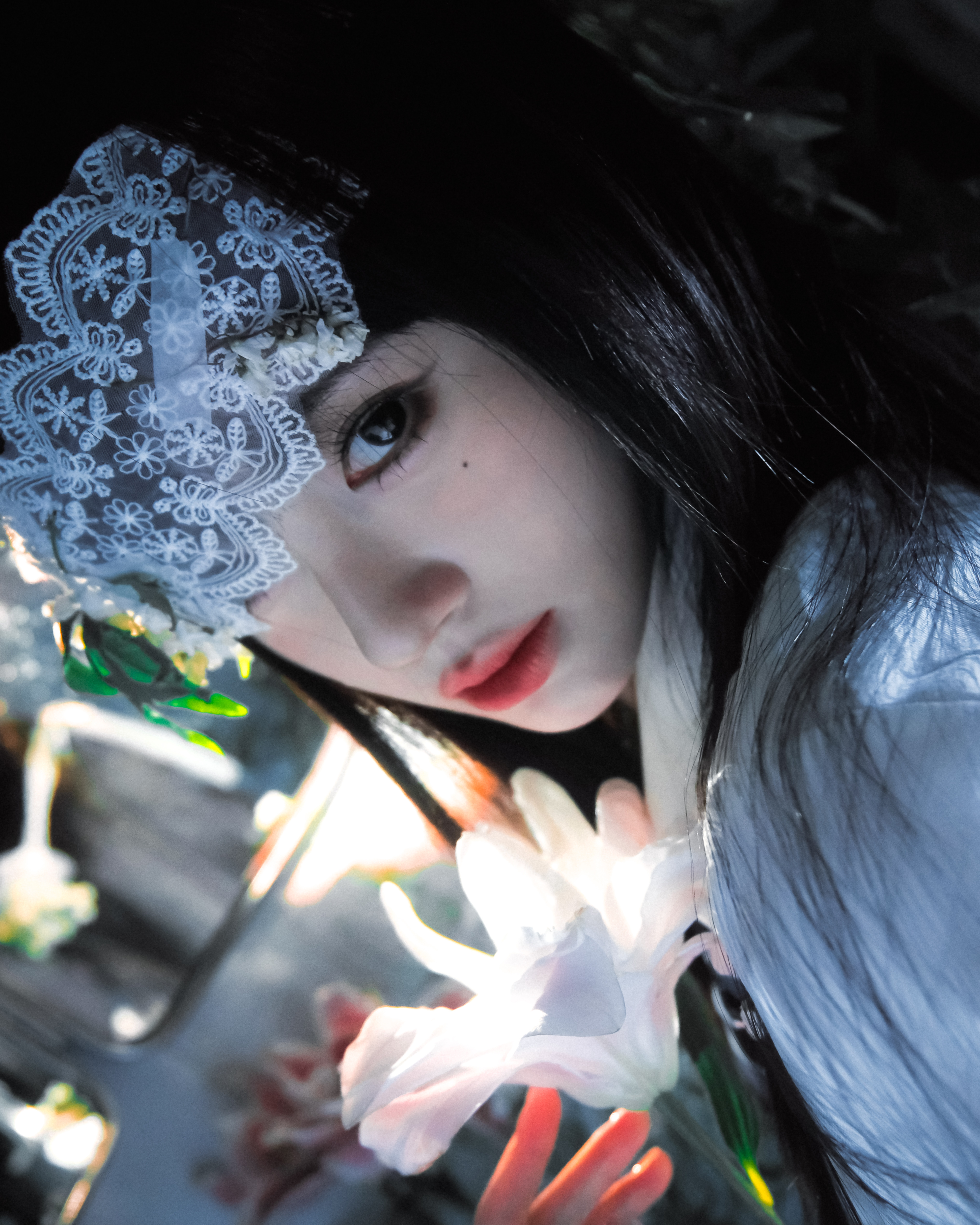 神秘、病娇、厌世  美丽与危险并存🥀🪷是荆棘中长出的花 纯真中带着偏执 她眼