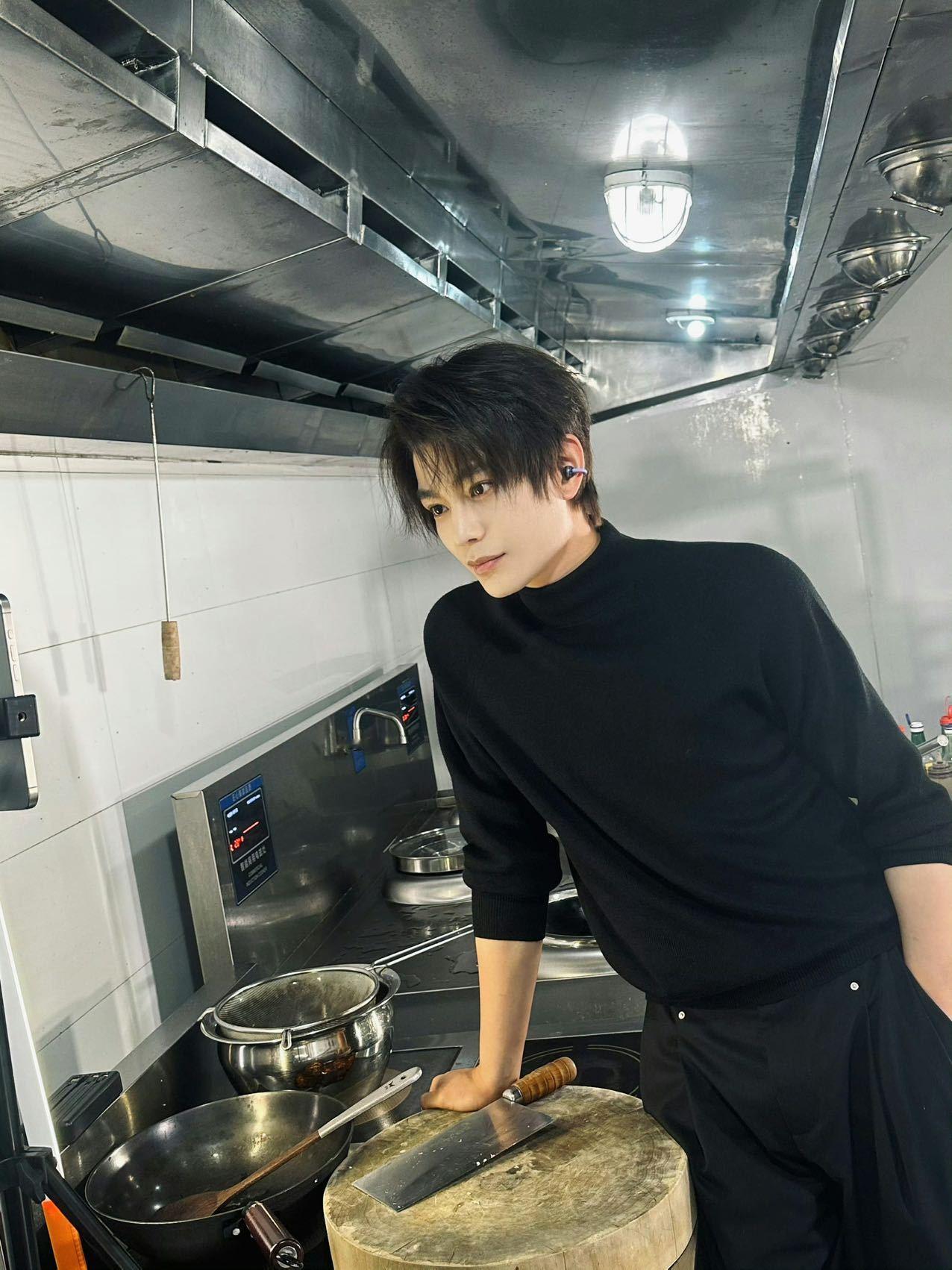 这个丁禹兮把我哄成啥了 被的人夫感狠狠戳中！直播里他颠勺炒小炒黄牛肉，香气仿佛要