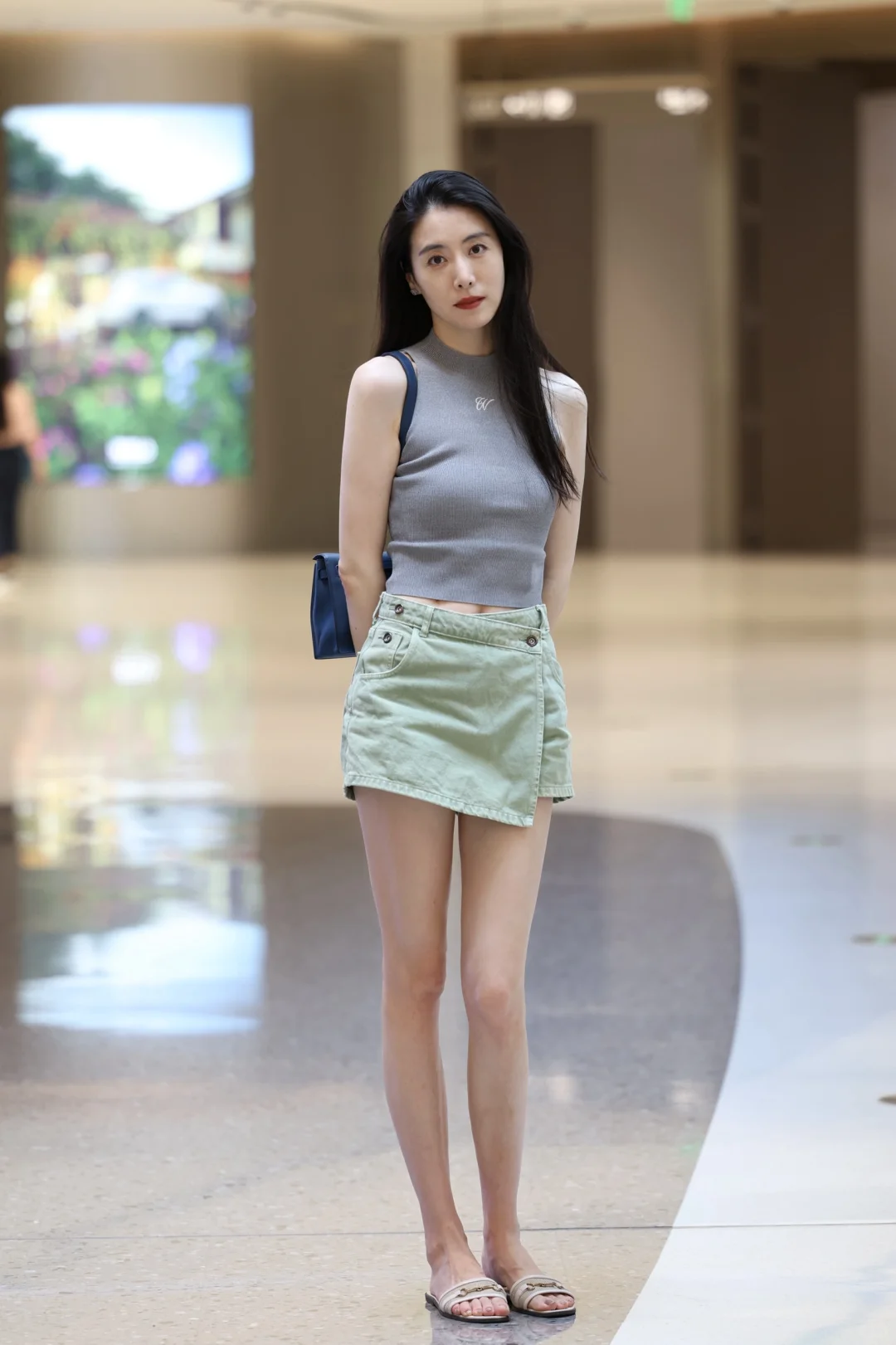 从小就被说长相老气🙈