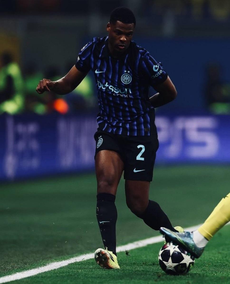 好消息是 邓弗里斯终于回来了国际米兰无缘欧冠淘汰赛国际米兰1比2博德闪耀热点现场