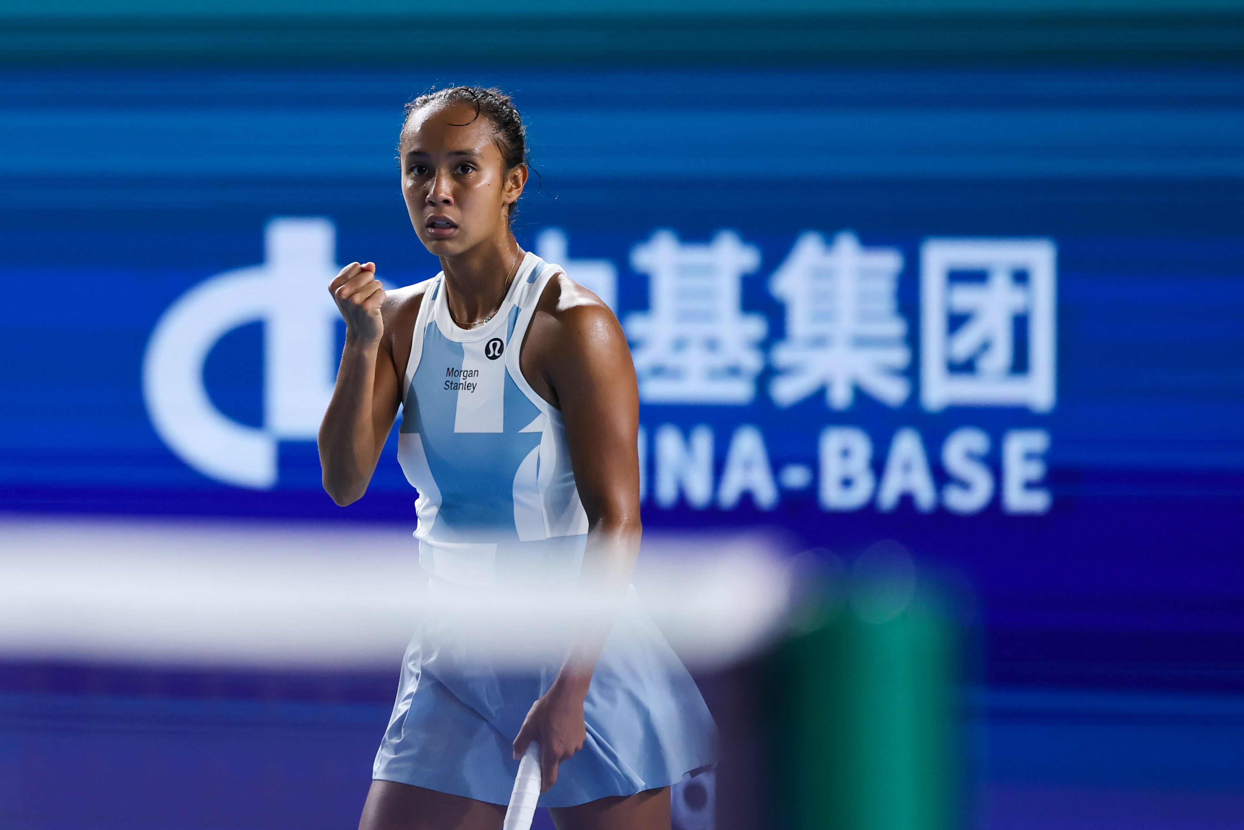费尔南德斯打入2026宁波网球公开赛 女单决赛，静候莱巴金娜和施耐德的胜者。wt