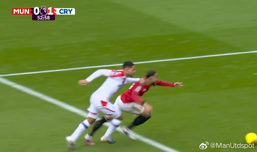 库尼亚造点！曼联获得点球。ManUtdspot曼联vs水晶宫曼联