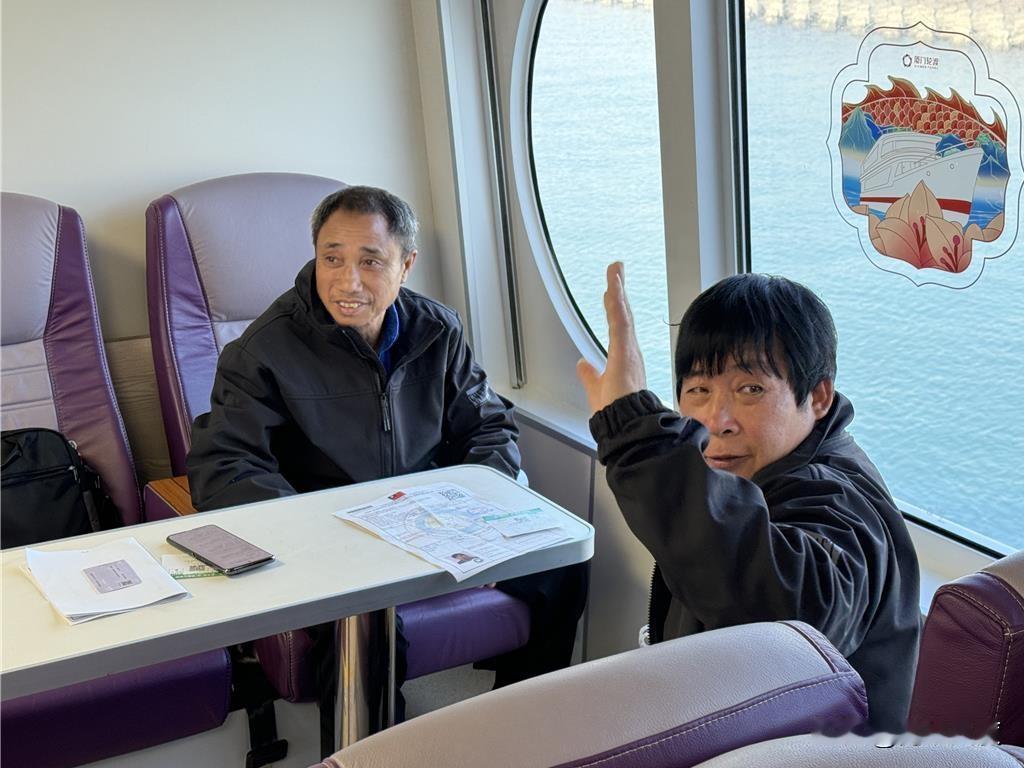 两生还渔工还原事实经过：船是被蓄意顶翻，看来对台来一次降维打击刻不容缓了！今日已