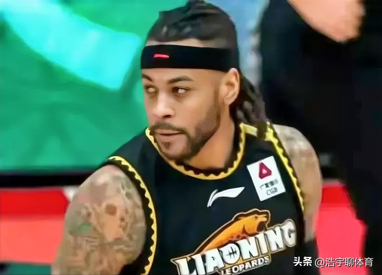莫兰德回归辽篮，受益最大的不是杨鸣，也不是赵继伟，而是他。
莫兰德重回辽宁队，下