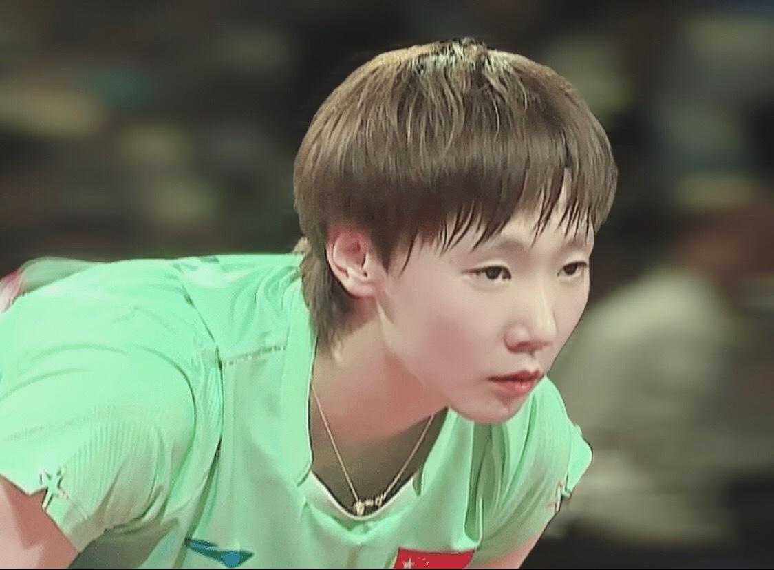 这才是真正的历史级传奇！她不仅是现役唯一，更是中国女乒史上独一份集齐全运会女单、